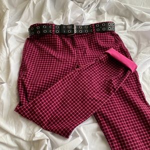 Adorable Checkered Pixie Ankle Pants